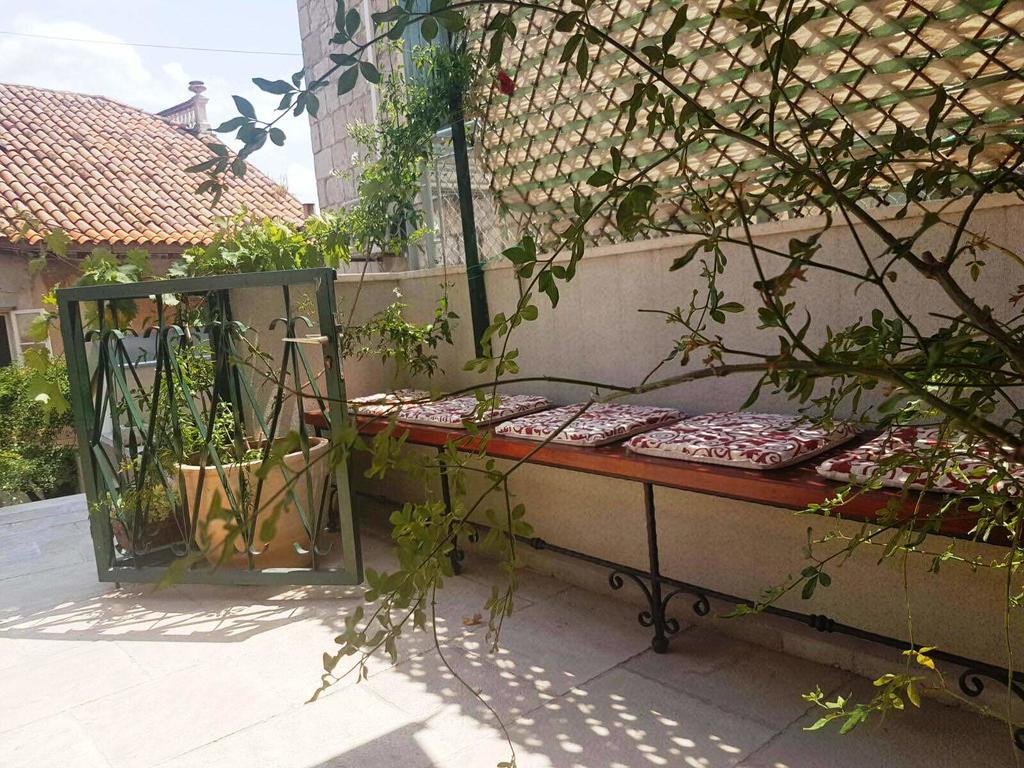 Guesthouse Fjaka Split Exterior foto